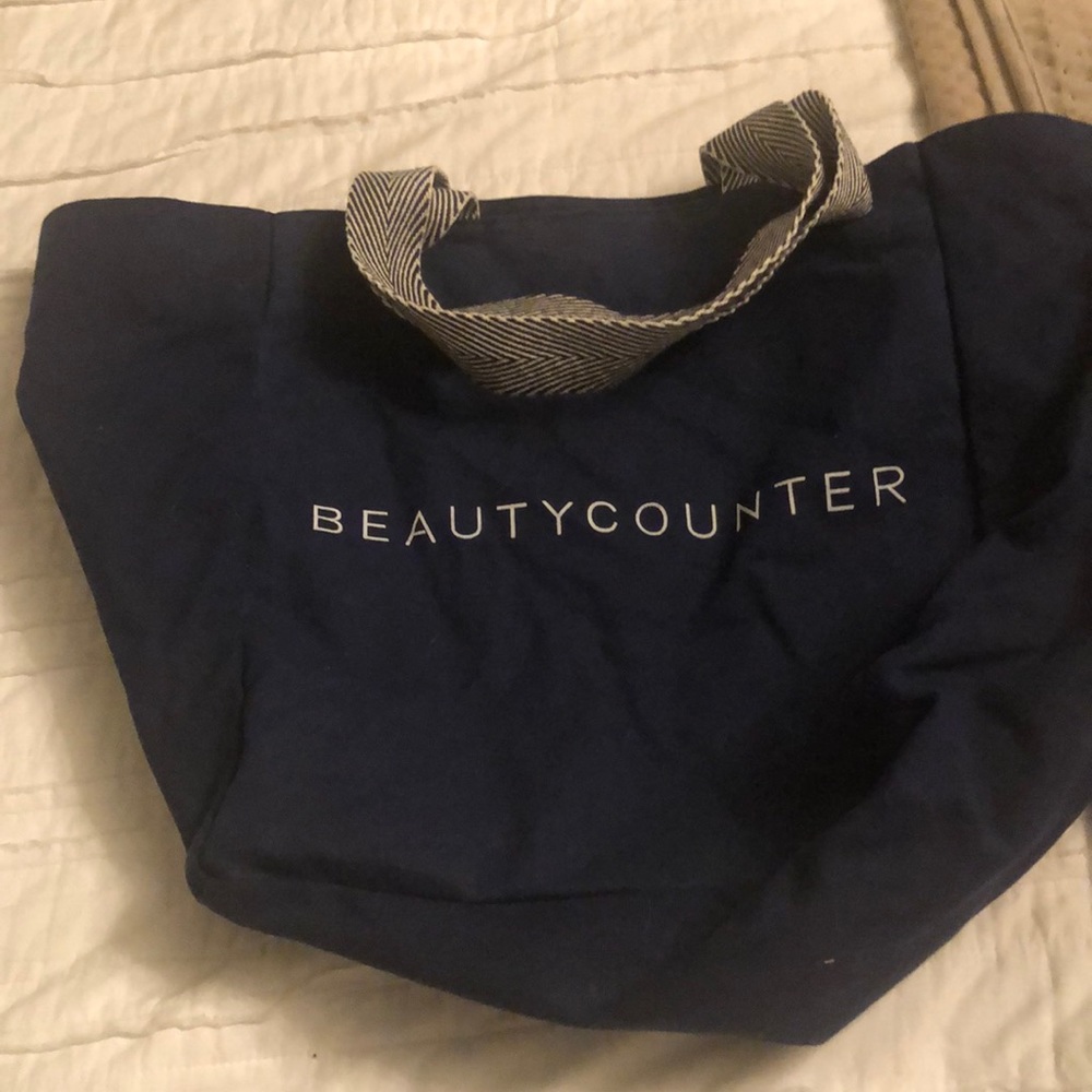 Large tote bag beautycounter